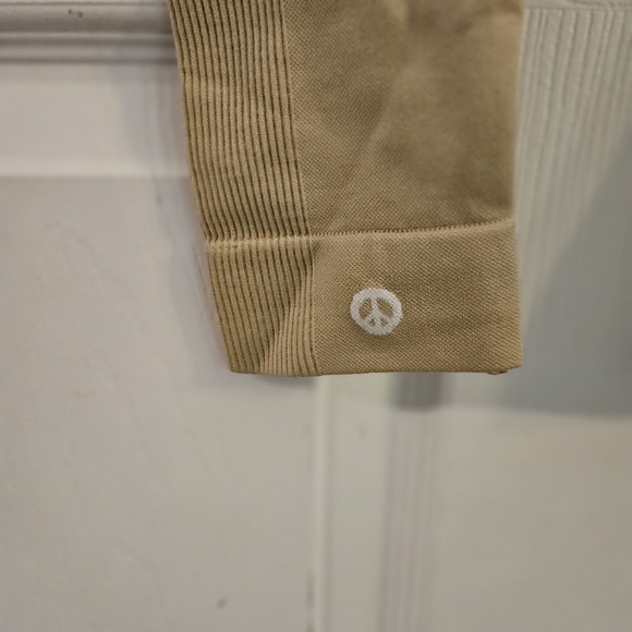 Set Active x MadHappy Colab Sculptflex Leggings Beige Size Medium Seamless - Picture 2 of 8